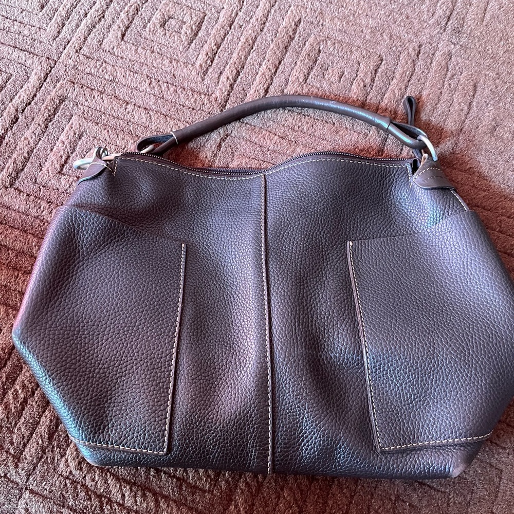 NWOT gorgeous chocolate brown pebble grain Peter Kent Bag
